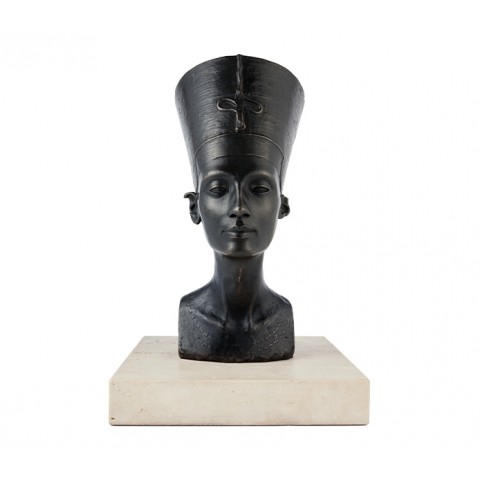 Nefertiti
